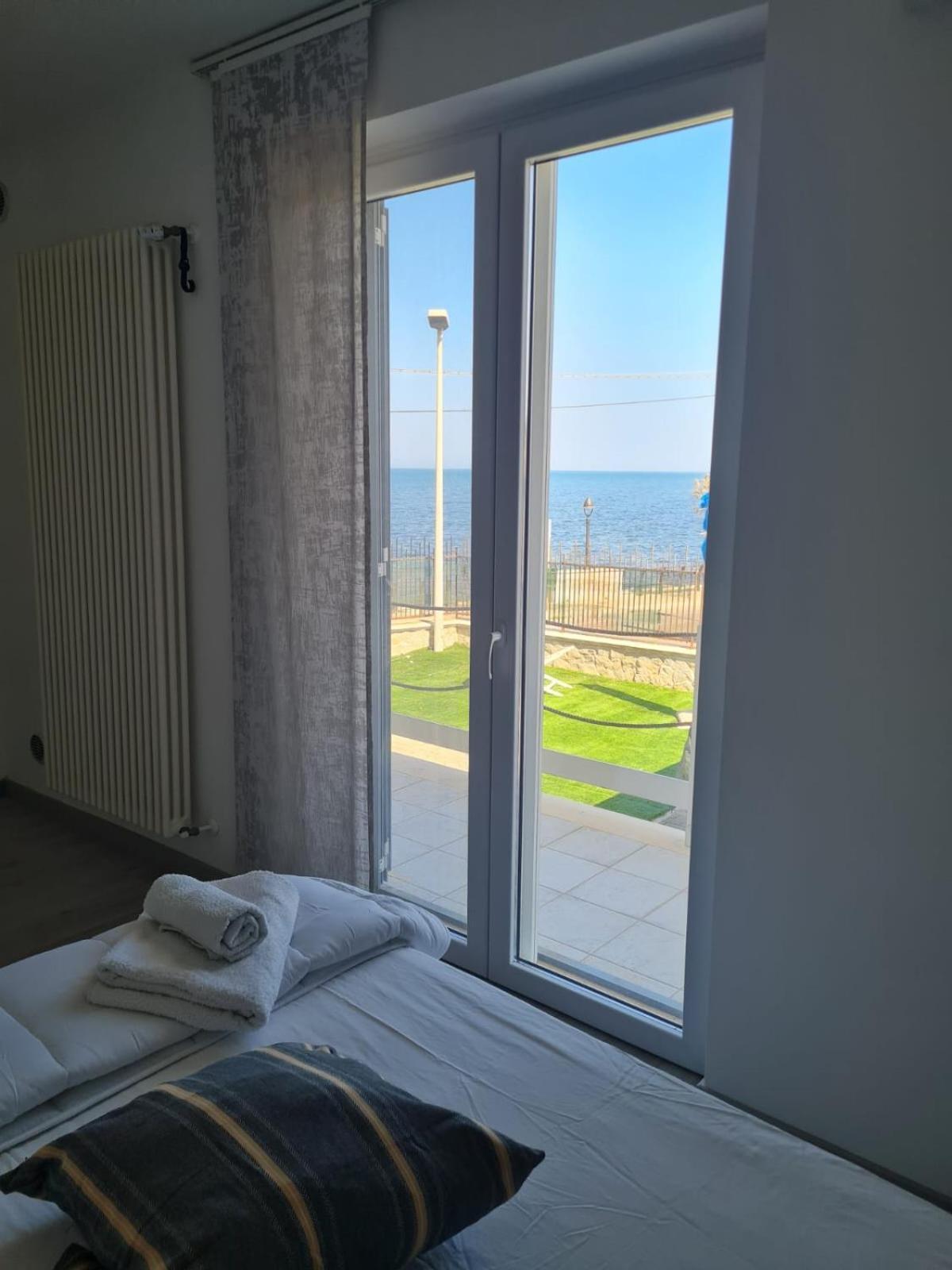 Hotel Casa Viky à Bari Extérieur photo